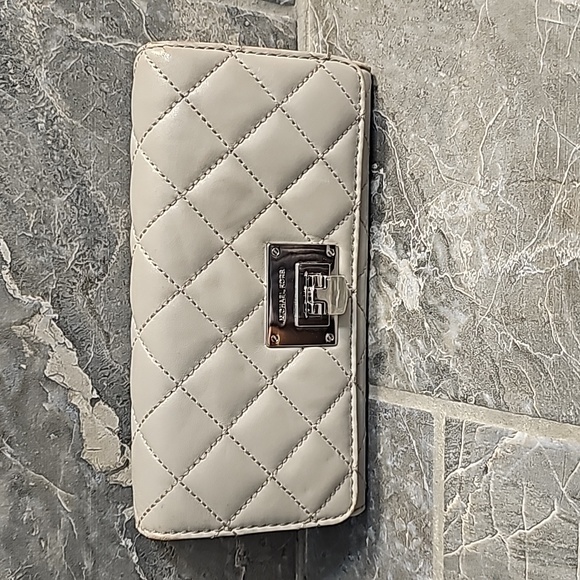 Michael Kors Handbags - Michael Kors Quilted Gray Leather Wallet